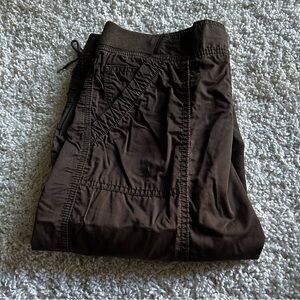 LOFT Capri Pants